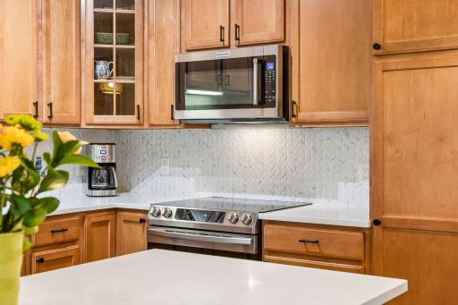 Fashionable and durable quartz countertops.