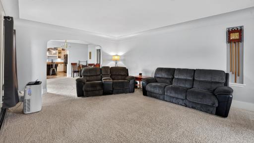 305-7thStSW.jpg