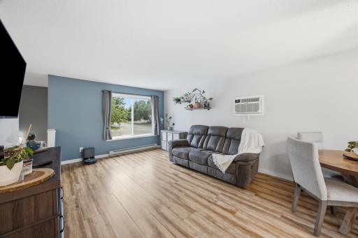 778 14th Avenue W, West Fargo, ND 58078