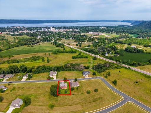 1407 Woodland Way, Lake City, MN 55041