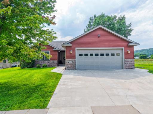 1407 Woodland Way, Lake City, MN 55041