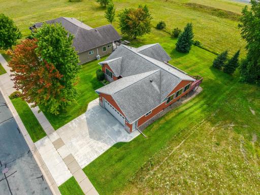 1407 Woodland Way, Lake City, MN 55041