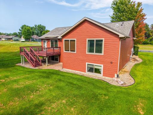 1407 Woodland Way, Lake City, MN 55041
