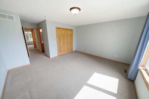 1407 Woodland Way, Lake City, MN 55041