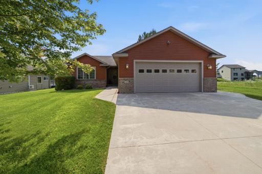 1407 Woodland Way, Lake City, MN 55041