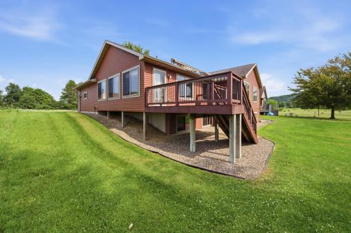 1407 Woodland Way, Lake City, MN 55041