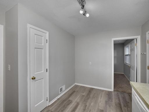 2300 13th Avenue E, North Saint Paul, MN 55109