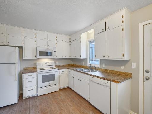 2300 13th Avenue E, North Saint Paul, MN 55109