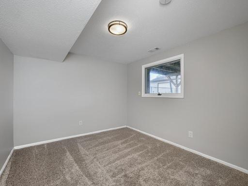 2300 13th Avenue E, North Saint Paul, MN 55109
