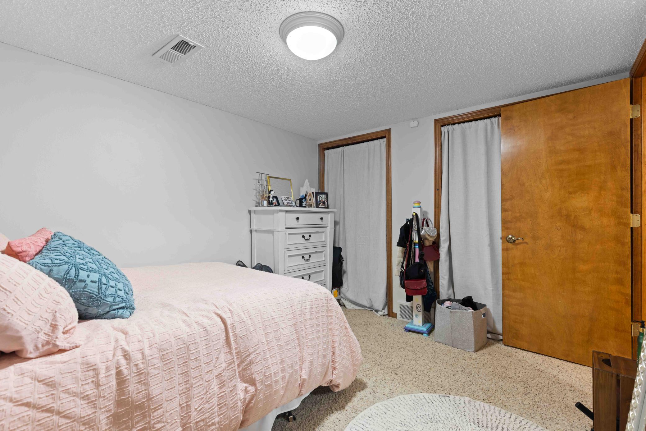 1711 7th street south Fargo MLS-54.jpg
