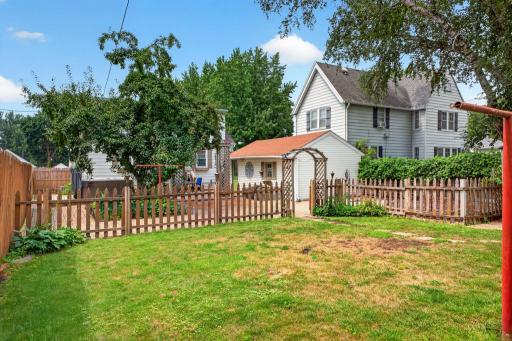1404 12th Avenue NE, Rochester, MN 55906