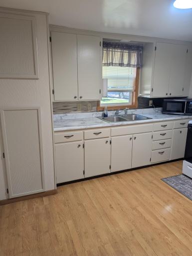 808 S 11th Street, Montevideo, MN 56265