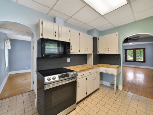 403 5th Street NE, Staples, MN 56479