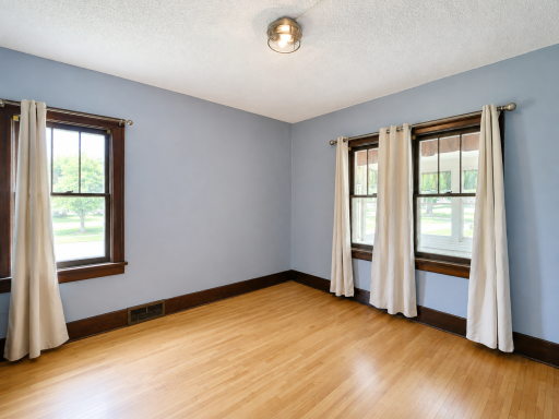 403 5th Street NE, Staples, MN 56479