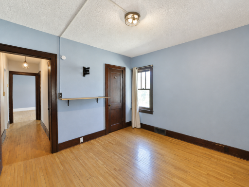 403 5th Street NE, Staples, MN 56479