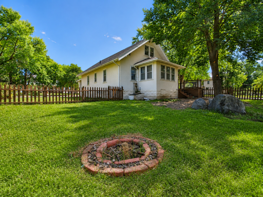 403 5th Street NE, Staples, MN 56479