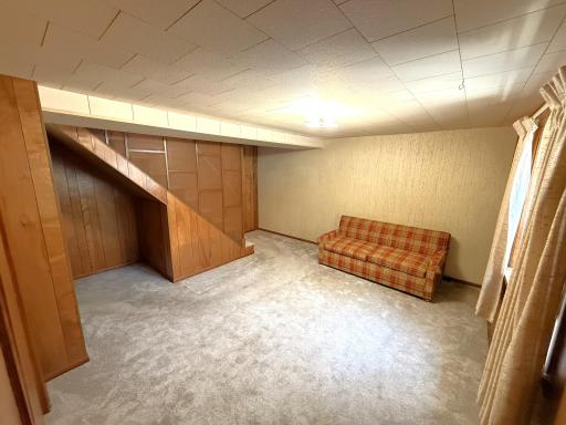 62 7th Avenue SE, Little Falls, MN 56345