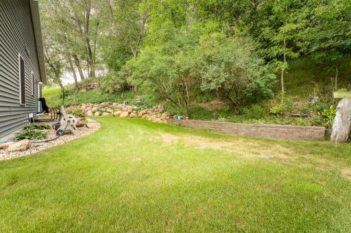 2211 Ridgedale Drive SE, Alexandria, MN 56308