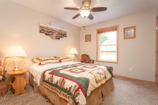 2211 Ridgedale Drive SE, Alexandria, MN 56308