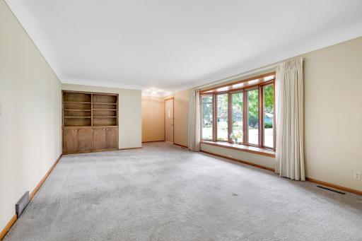 8710Photography-Web-Friendly-816-Maple-Street-Farmington-MN-55024-16.jpg