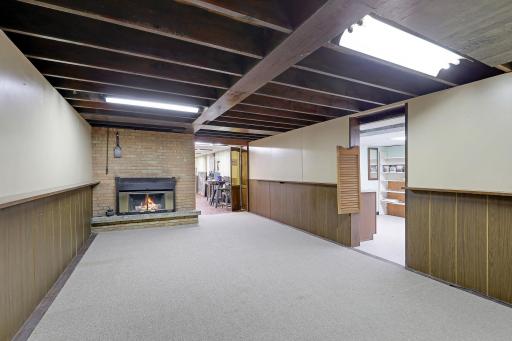 8710Photography-Web-Friendly-816-Maple-Street-Farmington-MN-55024-44.jpg