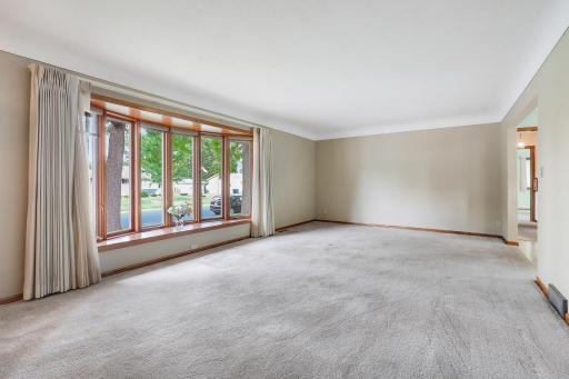 8710Photography-Web-Friendly-816-Maple-Street-Farmington-MN-55024-10.jpg