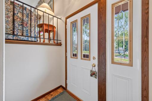 420 N Comstock Lane N, Plymouth, MN 55447