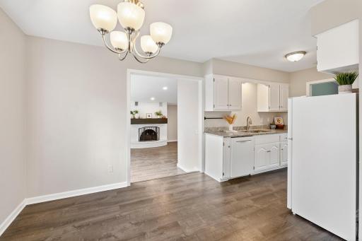 6208 81st Avenue N, Brooklyn Park, MN 55443