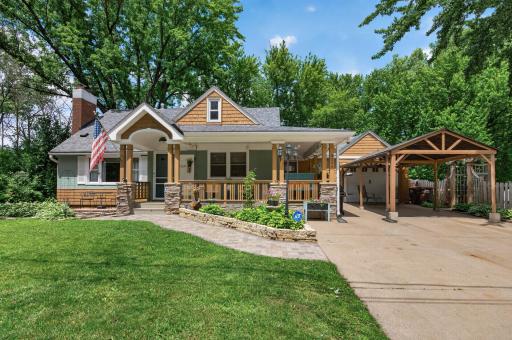 6044 48th Street N, Saint Paul, MN 55128