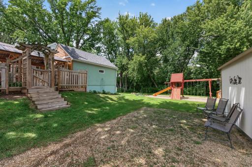6044 48th Street N, Saint Paul, MN 55128