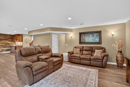 1381 Knight Lane, Watertown, MN 55388