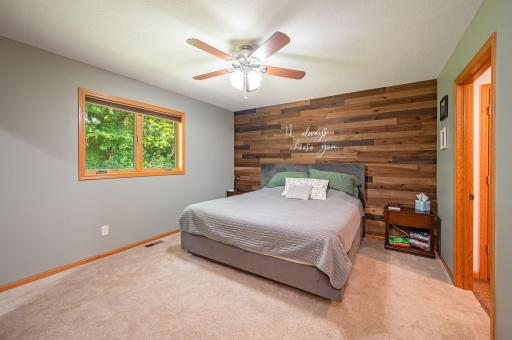 105 Hidden Oaks Circle, Mankato, MN 56001
