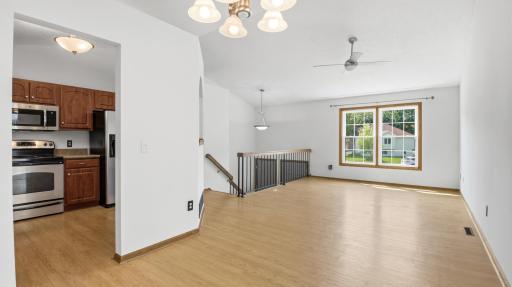 17604 lorence way-13.jpg