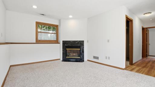 17604 lorence way-11.jpg