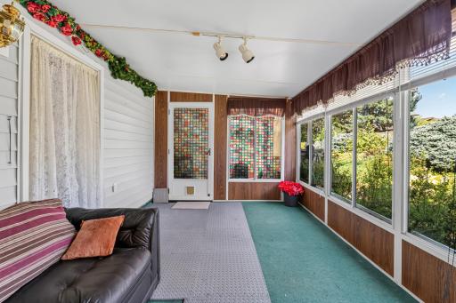 708 North Sprague St. Caledonia MN (11).jpg