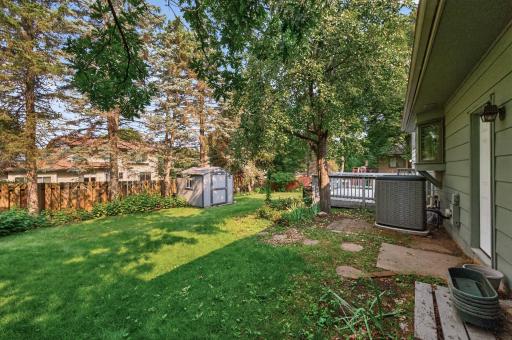 32_12088_Evergreen32_mls.jpg