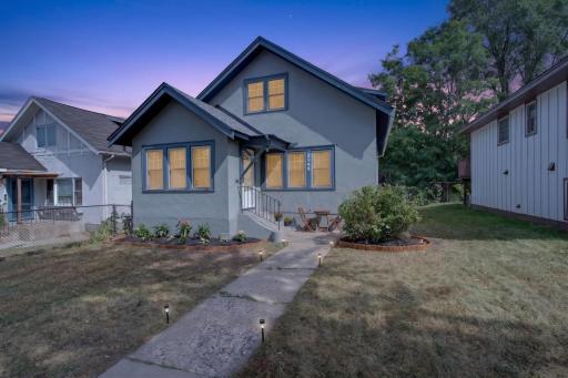 2946 Vincent Avenue N, Minneapolis, MN 55411
