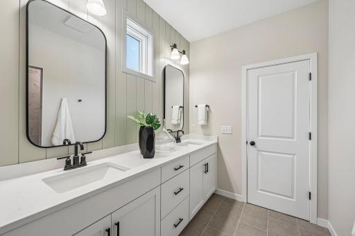 19140 Cloverleaf Way, Farmington, MN 55044