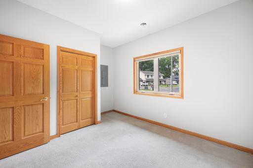 608 Parkview Circle, Delano, MN 55328