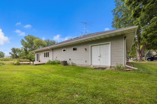 608 Parkview Circle, Delano, MN 55328