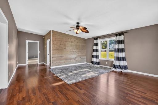 304 5th Avenue N, Brownton, MN 55312