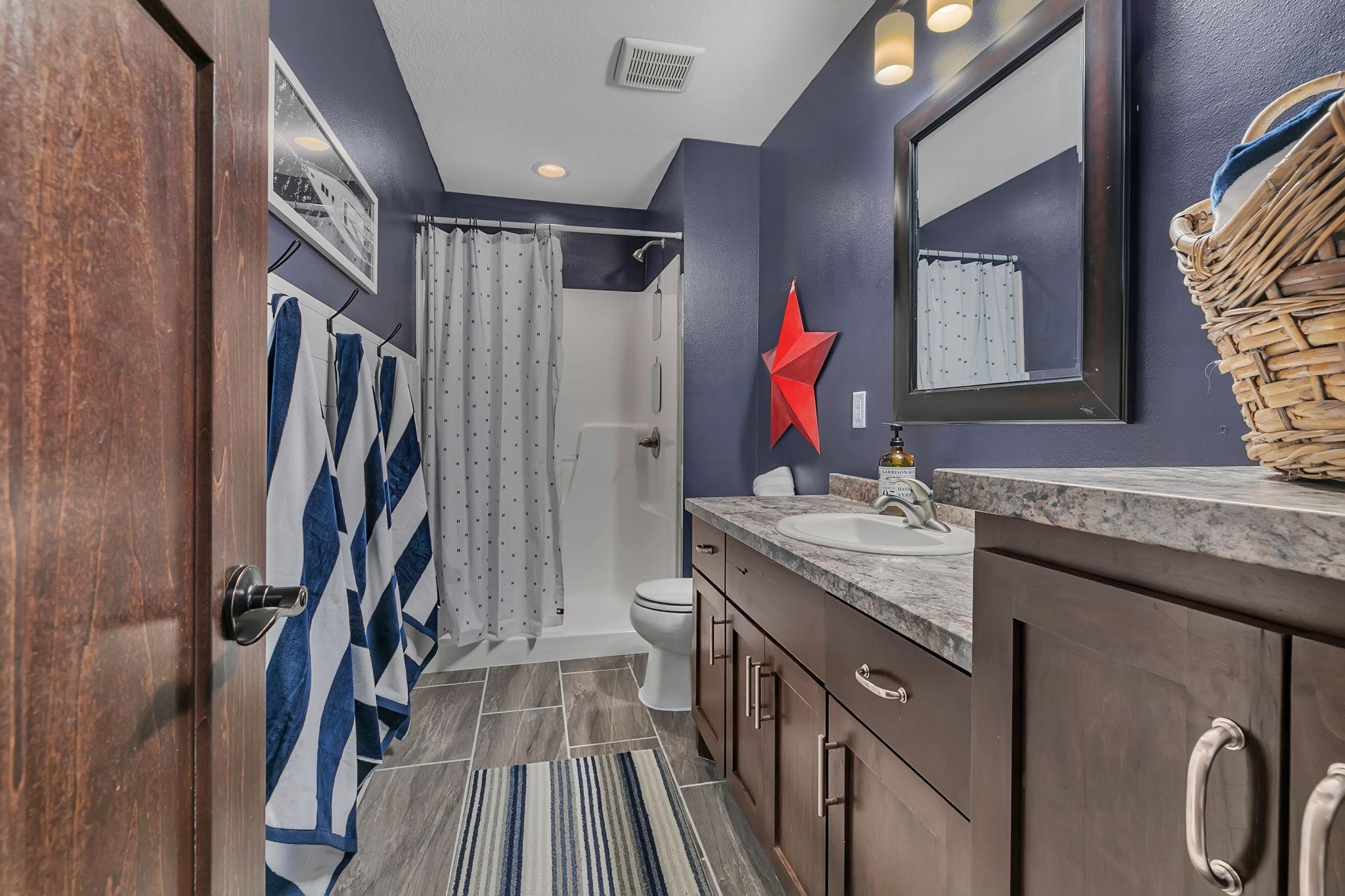 lower level 3/4 bathroom