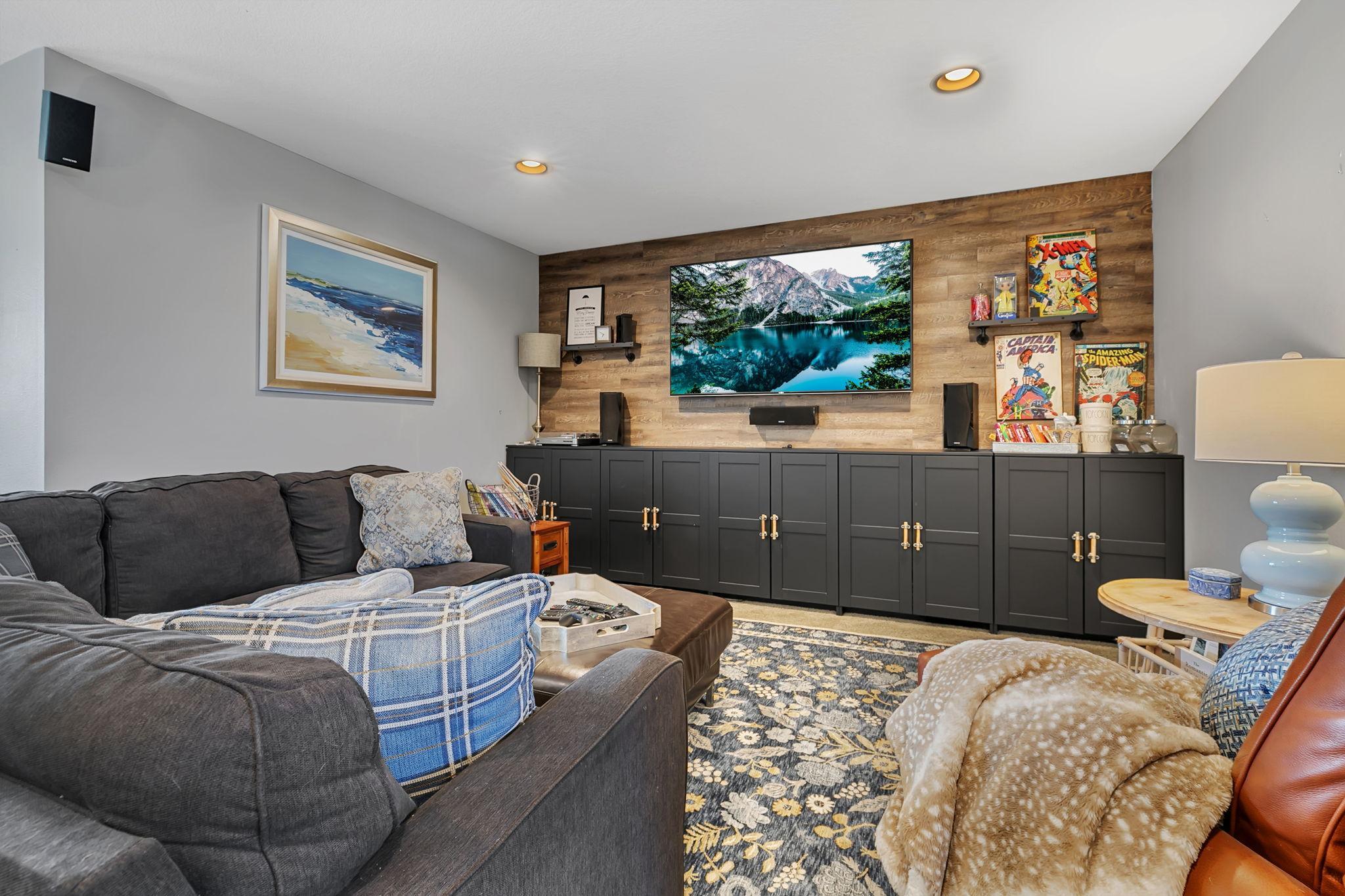 Bonus room upper