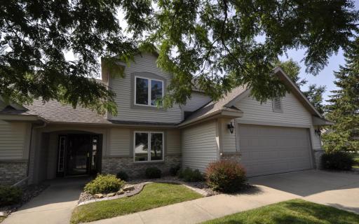 4910 Wildgrass Lane NW, Rochester, MN 55901