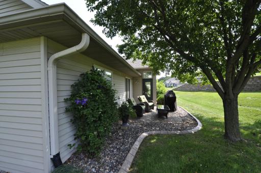 4910 Wildgrass Lane NW, Rochester, MN 55901
