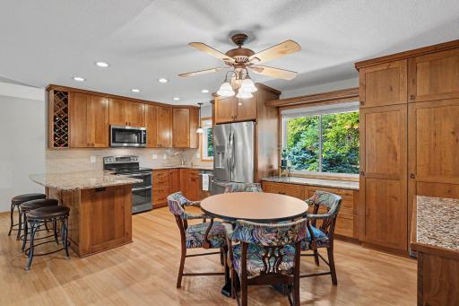 11501 Keating Avenue, Burnsville, MN 55337