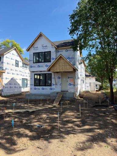 35 19th Avenue N, Hopkins, MN 55111