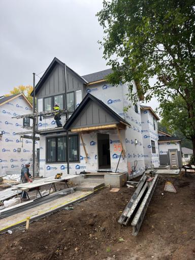 35 19th Avenue N, Hopkins, MN 55111