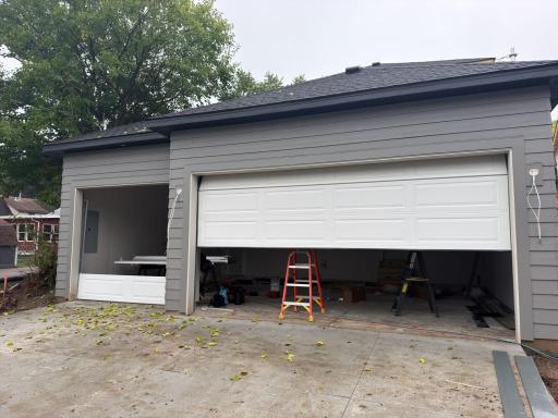 35 19th Avenue N, Hopkins, MN 55111