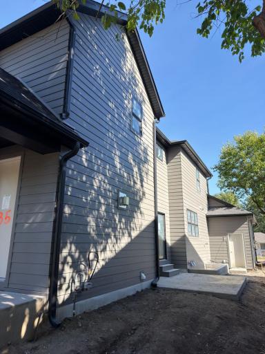 35 19th Avenue N, Hopkins, MN 55111